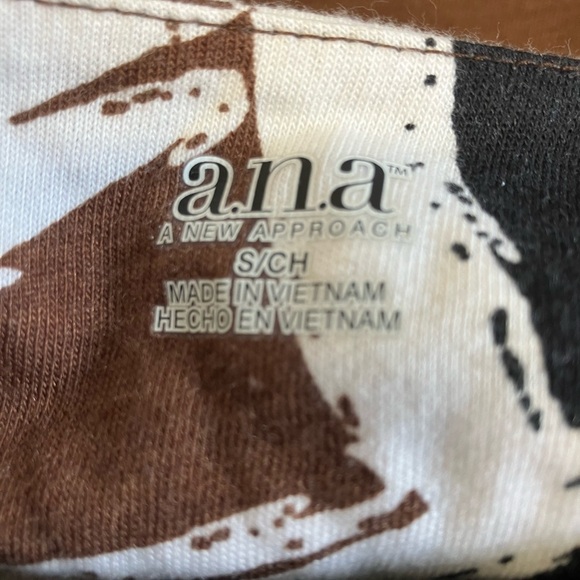 a.n.a Black and White Sleeveless Halter Midi Sundress - Picture 8 of 10